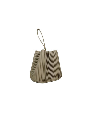 Torebka skórzana na ramię plisowana worek Giulia